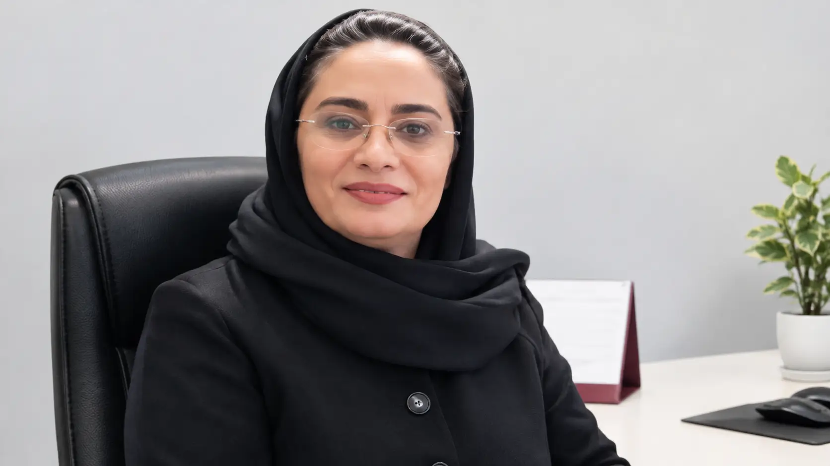 خانم دکتر فرهناز نوربخش